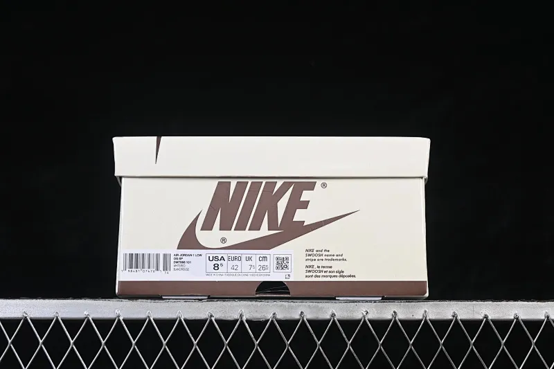 All categories Air Jordan Jordan series basketball shoes Air Jordan 1 Low Travis Scott x Air Jordan 1 Low OG AJ1 Joe 1 undercut low DM7866-101
